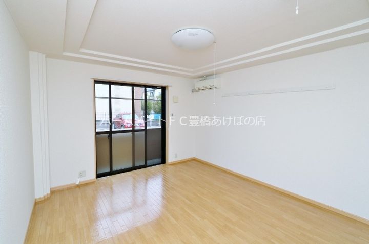 エルヴェ東小向Ⅱ106の内装