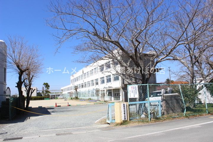 エトワールの周辺