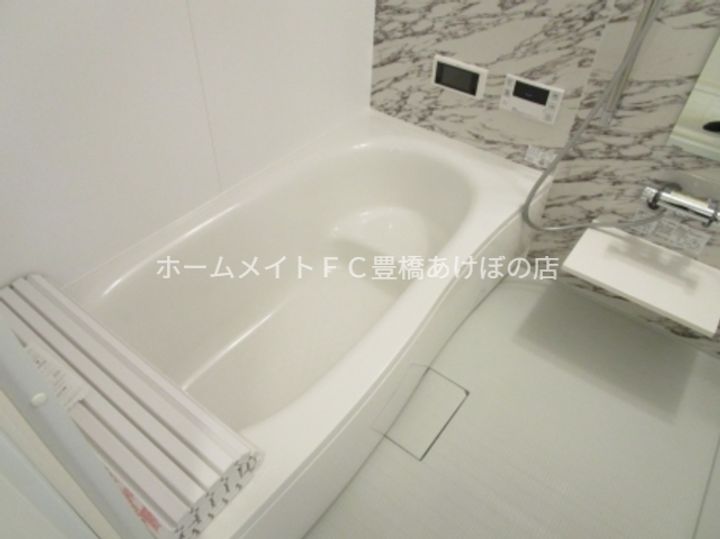 コンフォール西小鷹野Ⅱの風呂