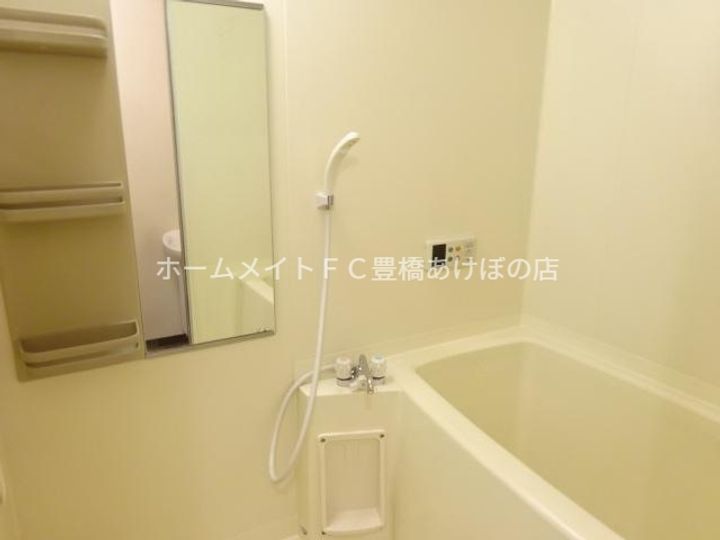 シャンテクール春日306の風呂