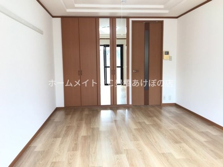 グランシャリオ一色103の内装