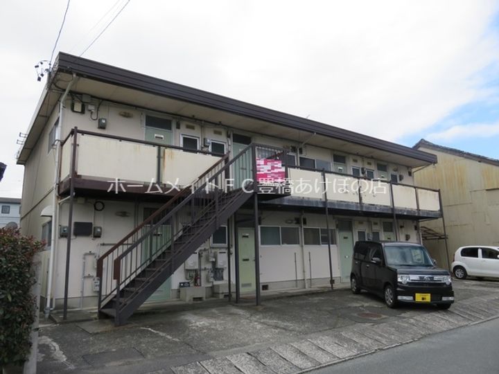 泉ハイツ7の外観