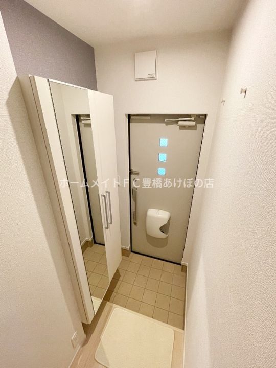 MTIハイツ Ⅶ203の玄関