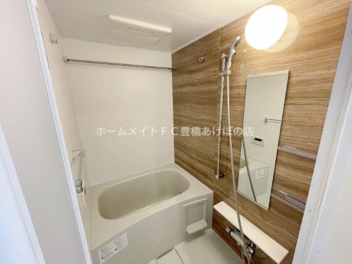 ヒカルサ豊橋東田町Ⅱの風呂