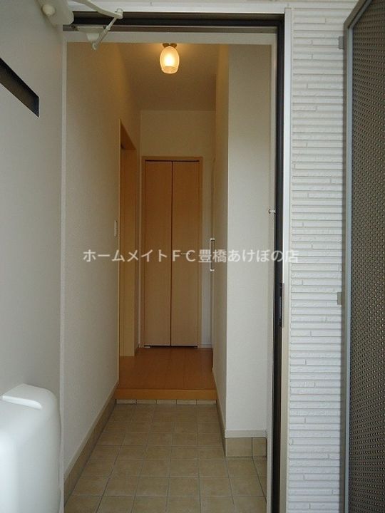 フレッサ・メゾンの玄関