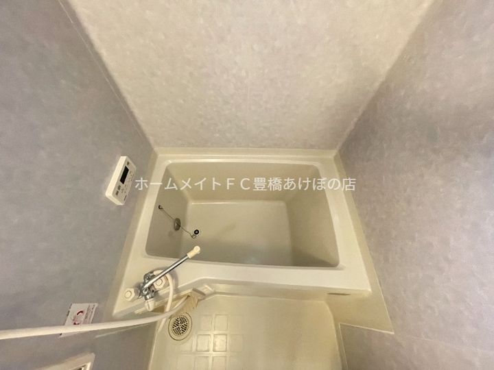 プレステージ中部Ⅱ Bの風呂