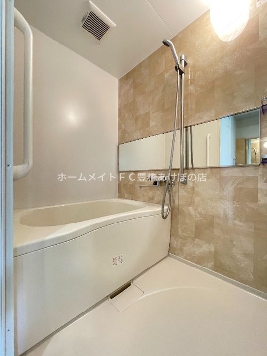 コアロード立花103の風呂