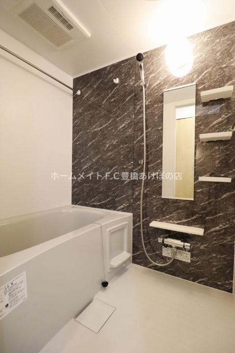 ヒカルサ豊橋小向町の風呂