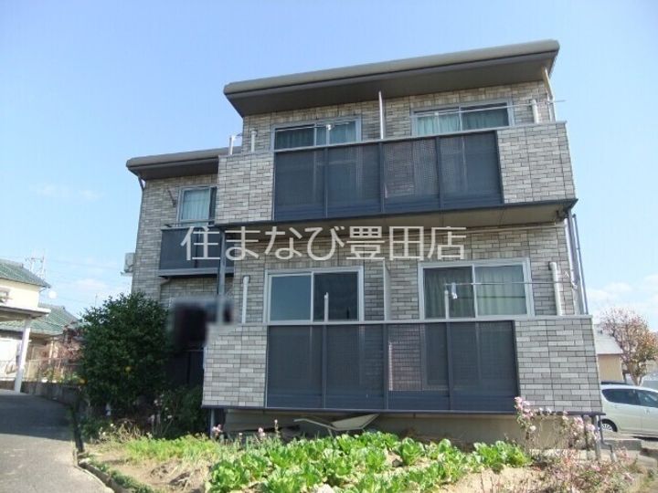 愛知県豊田市御立町8丁目(アパート)の賃貸物件102の外観