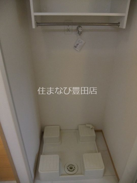 ファミーユ A棟のその他画像