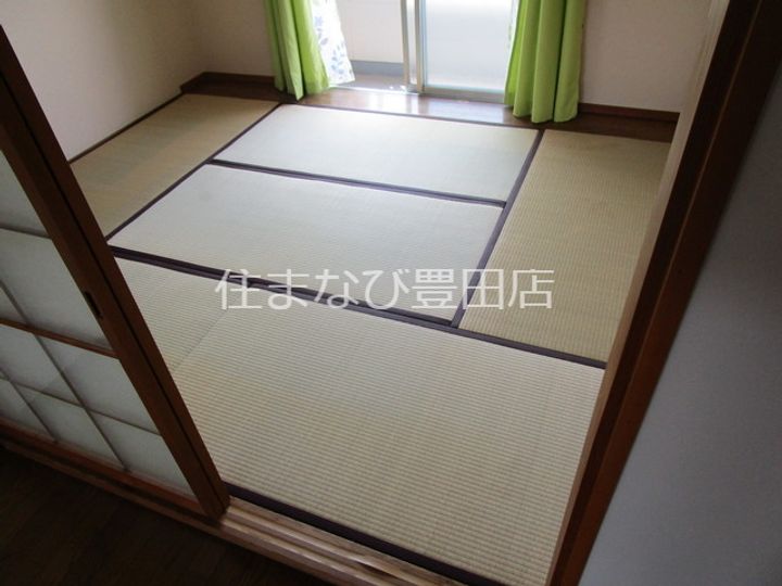 レイクグリーン三好 B棟205のその他画像