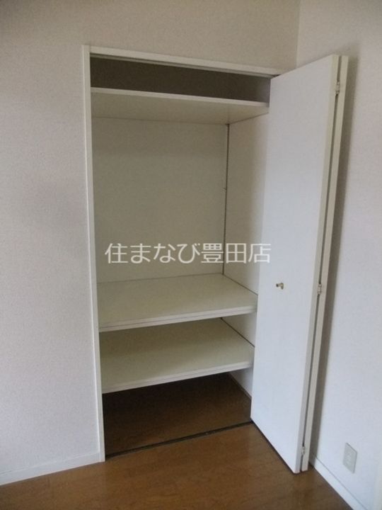 Debutのその他画像