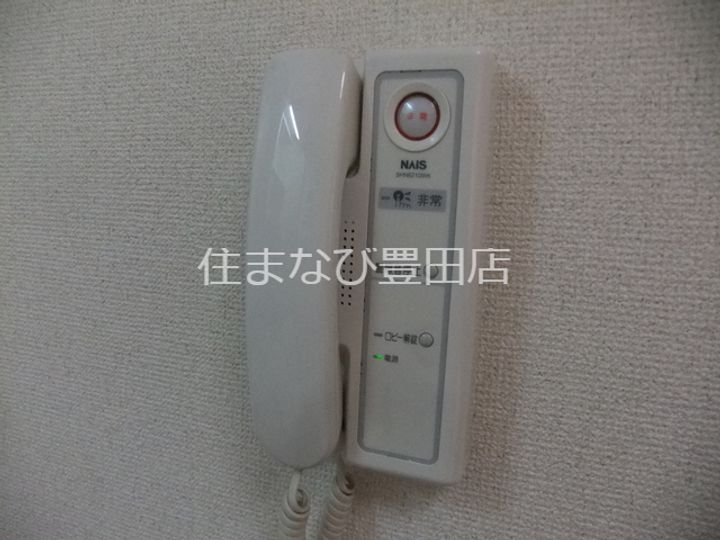 Debutのその他画像