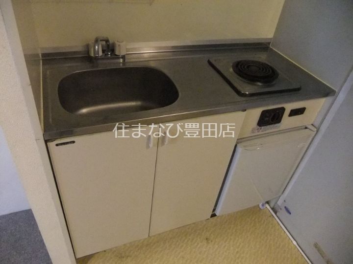 ダイアパレス豊田山之手402のキッチン