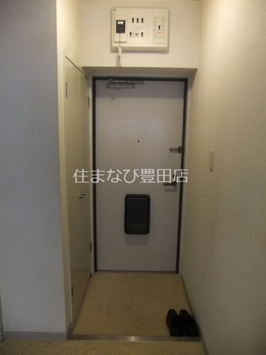 ダイアパレス豊田山之手402の玄関