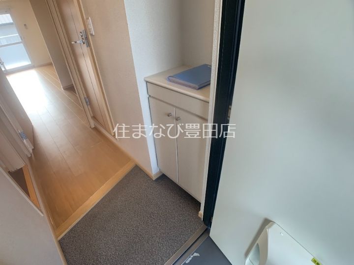 メゾン ド アウローラの玄関