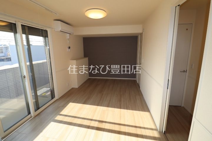 ドマーニ202の内装