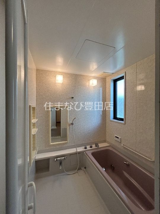 愛知県豊田市小川町4丁目(一戸建)の賃貸物件1の風呂