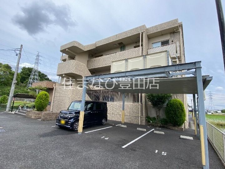 リジェールBの外観