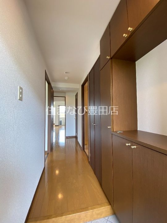 リジェールBの玄関