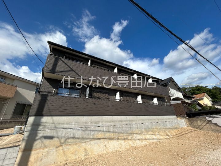 スカイパラスⅢ105の外観