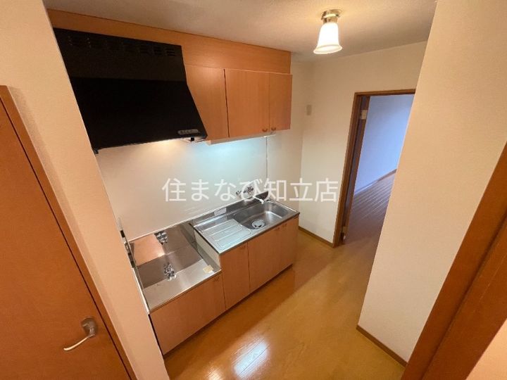 ティーワン日高204のキッチン