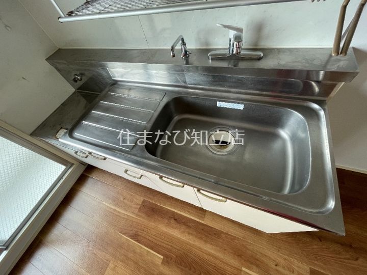 愛知県安城市大山町2丁目(アパート)の賃貸物件301のキッチン