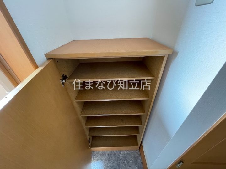 A・City三河安城東町の玄関