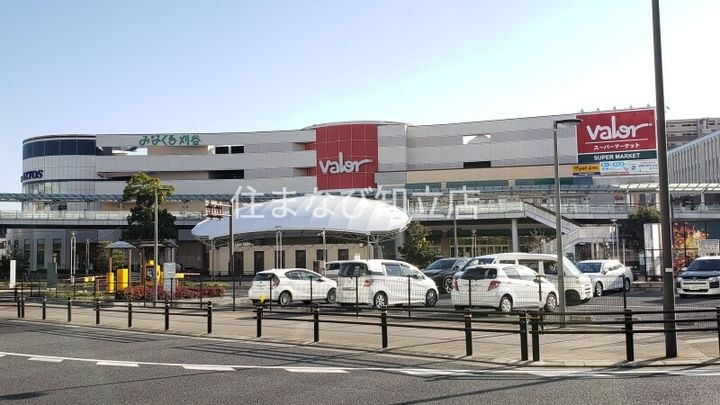 ジャルダン桜町502の周辺