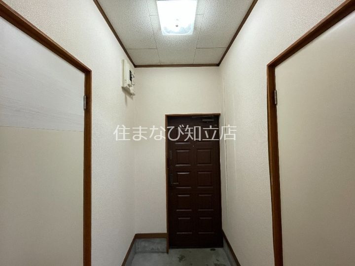 南根ハイツ1Bの玄関