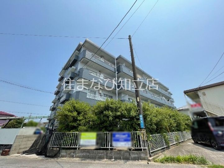 マンション浅井の外観