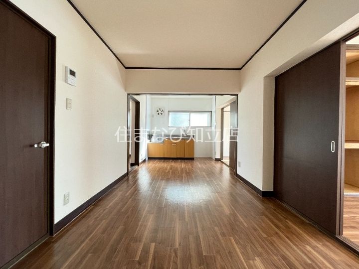 マンション浅井の内装