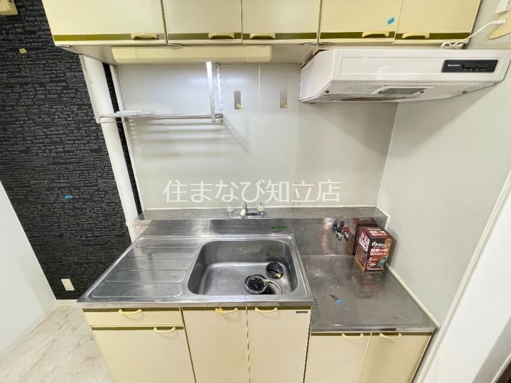 シャトレベール青山のキッチン