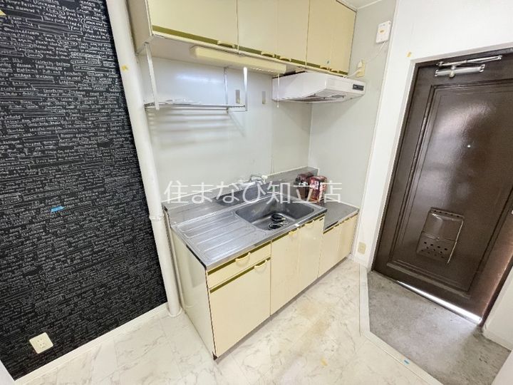 シャトレベール青山のキッチン