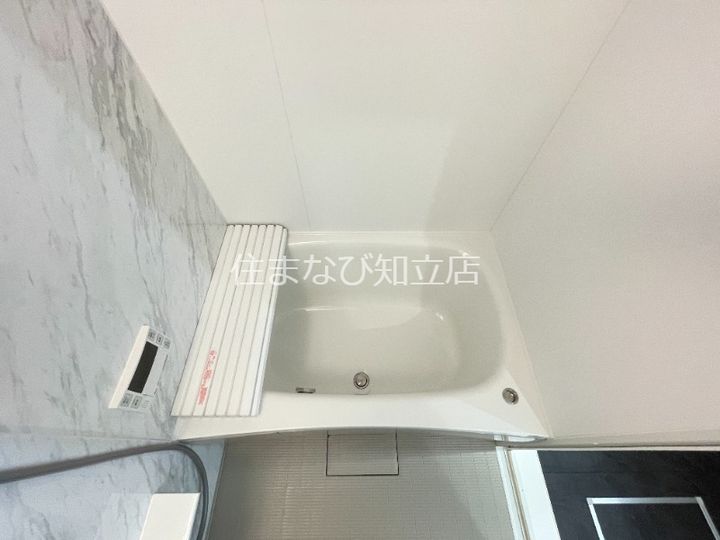 Croix Rousse(クロワルース)の風呂