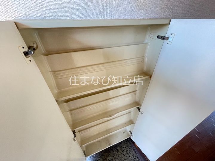 ラ・メゾン プチフォーレの玄関