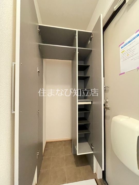 ベェルヴェルの玄関