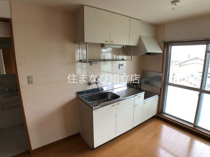 愛知県刈谷市板倉町2丁目(マンション)の賃貸物件101のキッチン