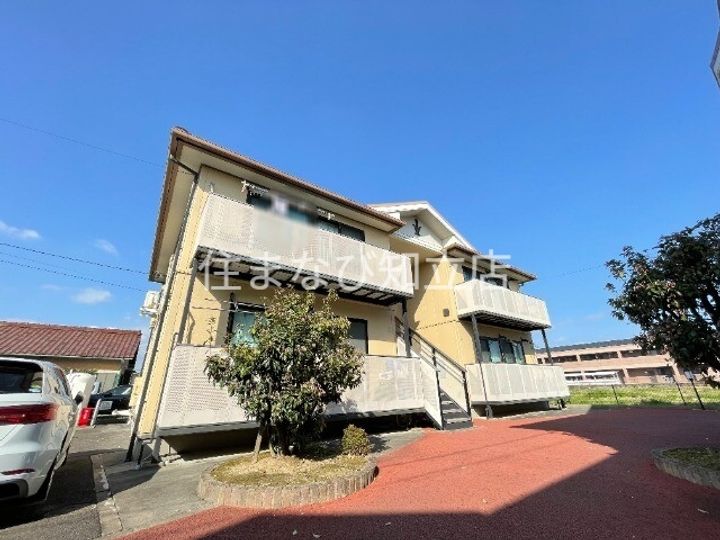 グランドオアシスAの外観