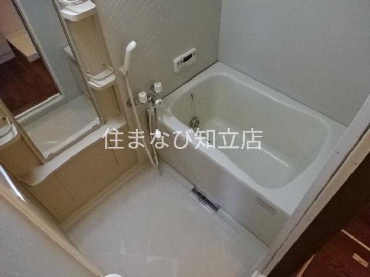 メゾン・ド・エレガンスの風呂