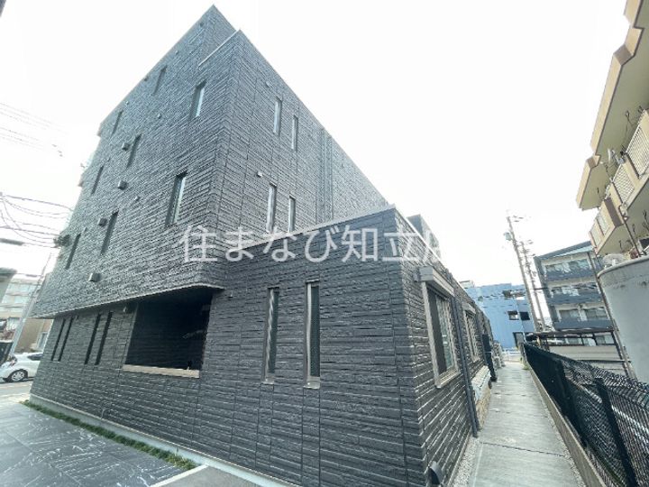 MOANA GRAND RESIDENCE301の外観
