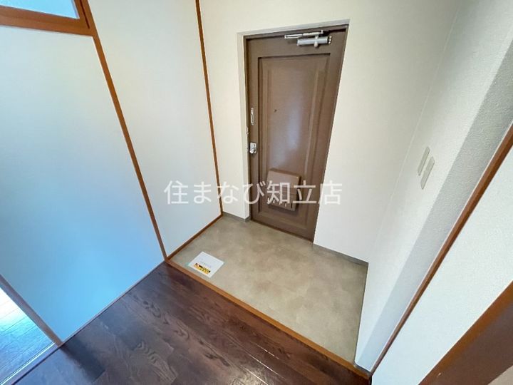 コーポ鳥山の玄関