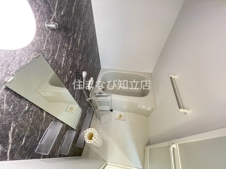 シェノン二本木新町201の風呂