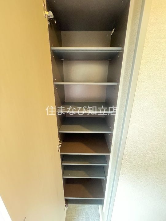 D−room甲山寺の玄関