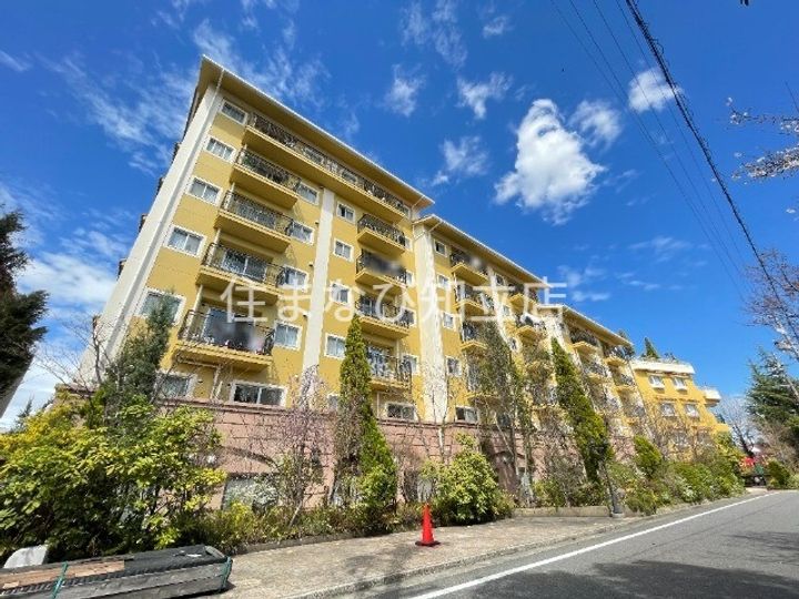 シャトーヨサミ322の外観