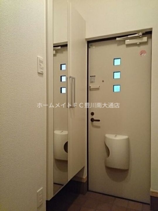 キャトルセゾンBの玄関