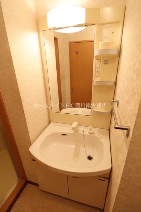 アインシュロスのその他画像