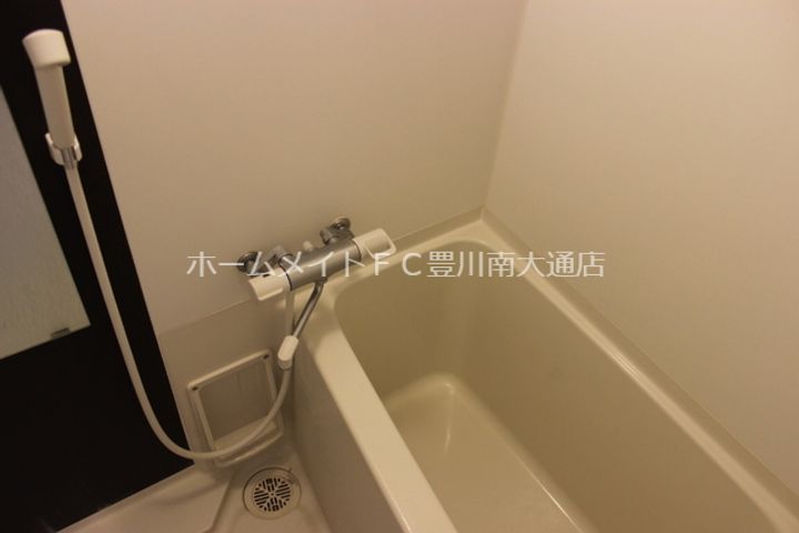 愛知県豊川市赤代町2丁目(アパート)の賃貸物件102の風呂