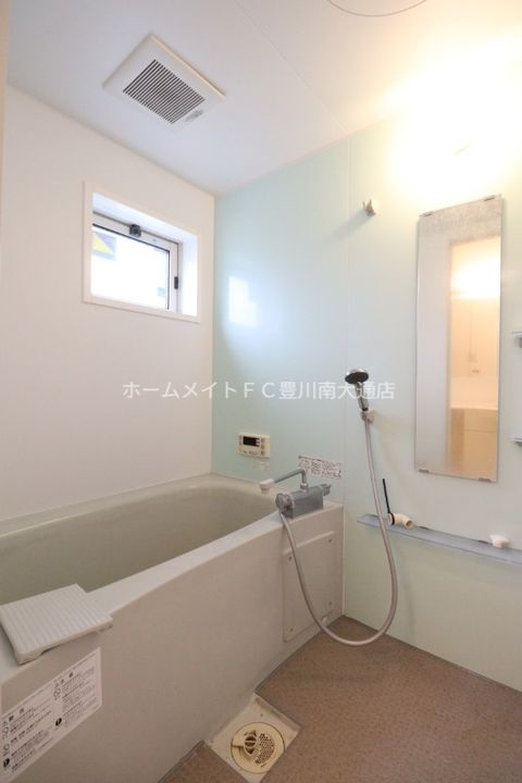 愛知県豊川市古宿町市道(アパート)の賃貸物件102の風呂