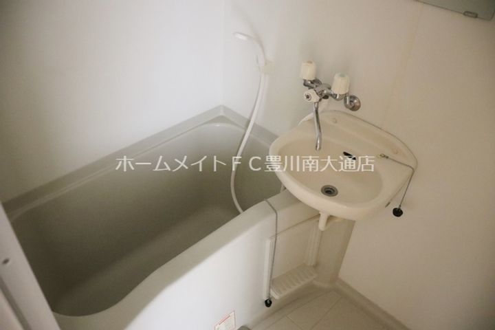 愛知県豊川市末広通1丁目(アパート)の賃貸物件202の風呂